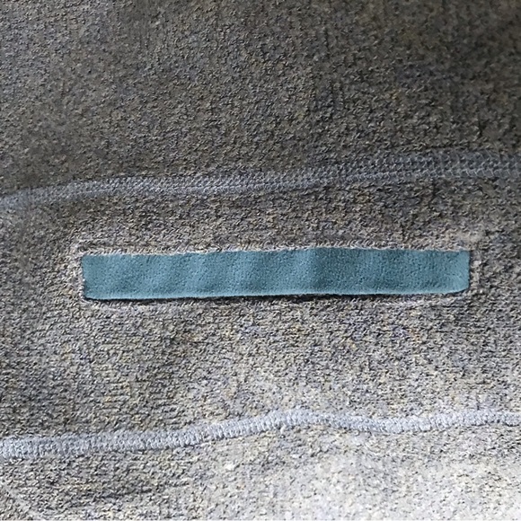 Woman’s Kuhl full zip sweater fleece - Picture 5 of 7